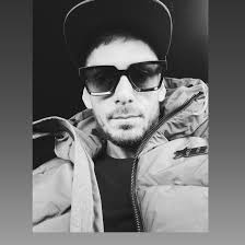 How can I improve this team ?