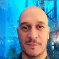 900+ perfiles de «Marcos De»