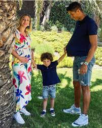 Get in touch with raphaël varane () (@raphaelvarane) — 71 answers, 726 likes. Footballers Wags Kids Raphael Varane And His Wife Camille Are Expecting