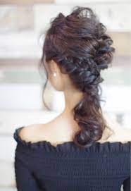 編み込みギブソンタック 結婚式ヘアアレンジ フェミニンアレンジ 三つ編みアレンジ バレンタインヘア ヘア アイディア ヘアスタイリング ヘアアレンジ