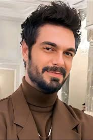 Mana sih fans nya Neng Azizah 😍🤭 🪪 Hazal Subasi 🗓️ 2 Mei 1995, Izmir,  Turki 🏆🥉 Miss Turki Supranational (2015) 🏆 Best Actress of the year  (Cyprus Havadis Media Awards) (2018)