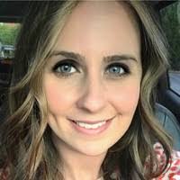 Courtney Belanger's Instagram, Twitter & Facebook