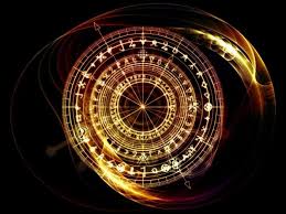 Le Porte Bonheur Qui Vous Apportera Le Plus De Chance En Fonction De Votre Signe Astrologique Esprit Spiritualite Metaphysiques Porte Bonheur Astrologie Signe Astrologique