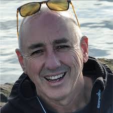 Tim Linnell's Instagram, Twitter & Facebook