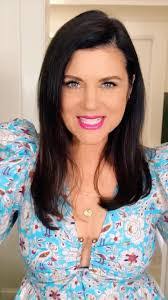 Kim Seifert's Instagram, Twitter & Facebook