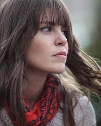 istanbullu gelin zamani gecen sezonda kahkulleriyle muhtesem bi evrim geciren guzeller guzeli as orta uzunlukta sac modelleri gelin sac modelleri kuaforler