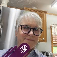 🦷🎂 Happy Birthday to our wonderful hygienist, Abby! Wishing you a fun,  relaxing beach vacation filled with sunshine and smiles! 🌴💙