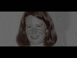 Elisa Doherty's Instagram, Twitter & Facebook