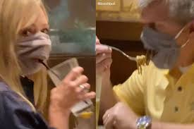 Terima kasih tetap bertahan walau diuji perubahan muka yang agak seram. Menakutkan Pasangan Dirakam Makan Minum Tanpa Tanggal Topeng Muka Seperti Filem Seram Dunia Mstar