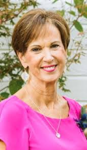 Helen Mckay's Instagram, Twitter & Facebook