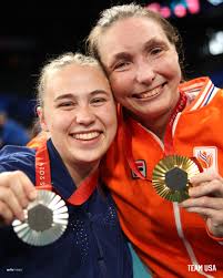 That sweet silver medal feeling 🥹 The U.S. Women's Wheelchair Basketball  Teams ends the #ParisParalympics
