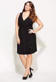 Pin By Debora On Vestidos Plus Size Party Dresses All Black Dresses Plus Size Dresses