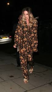 Billy hill and jack 'spot' comer were among the most notorious criminals in london up until the 1950s. Margot Robbie At The Once Upon A Time In Hollywood Afterparty In London Margot Robbie May Be Wearing Pajamas But Her Heels Are Not For Sleeping Popsugar Fashion Middle East