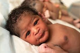 Parents Tamika and Brock received the sweetest gift of all this Easter —  bringing their beautiful twin girls, Gemma and Tilly home. 💗🐰 The twins  were born just one minute apart at