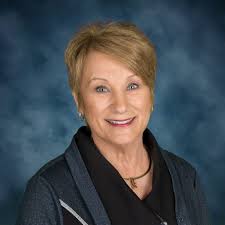 MEET THE MENTOR: Elise Arndt! Elise will be speaking