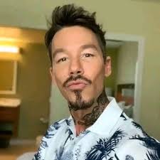 Designer shares life story and loss of mother