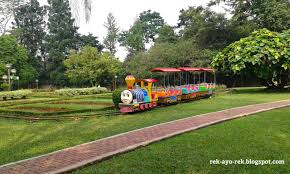 Jenis bunga untuk taman harus anda perhatikan cara membuat taman di rumah agar taman yang anda buuat akan tampil indah. Grantnsaipan Tiket Taman Bunga Wiladatika Cibubur