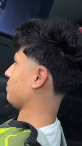 Blade to Confidence with Dani