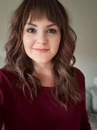 Kari Root's Instagram, Twitter & Facebook