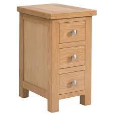 Piece of furniture is an absolute bargain. Wynyard Narrow Oak 3 Drawer Bedside Table No Assembly Required