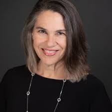 Heather Wendling's Instagram, Twitter & Facebook