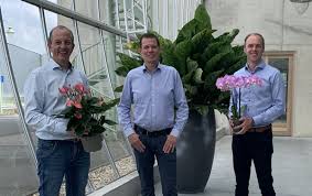 Maybe you would like to learn more about one of these? Floraldaily Global Flower News