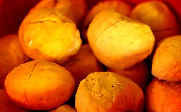 Chegada das chuvas anuncia que a temporada do pequi está próxima