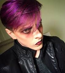 I Love That There Are Guys Out There Like Thomas That So Confident That They Can Do There Make Up Or Get Someone Else To D Thomas Sanders Sander Sides Sanders
