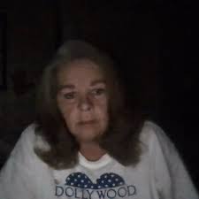 Tracy Pennington (@lostlove343)