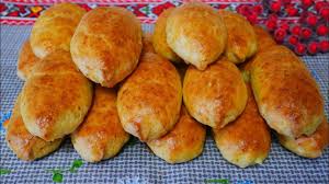 пирог с мясом и картошкой в духовке без дрожжей Tvorozhnoe Testo Bez Drozhzhej Pirozhki S Myasom Vkusnaya Domashnyaya Vypechka Youtube Food Hamburger Bun Bread