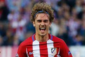 Unlike a lot of modern buzz cuts, that are mixed with fades on the back & sides, antoine griezmann appears to. Antoine Griezmann Hairstyles Celebrity Haircuts