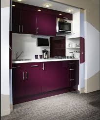 While you could argue that en suite in real estate can be described as one room being situated after another room, the french word and the english word really have nothing to do with one another. Leroy Merlin Kitchenette Gamboahinestrosa
