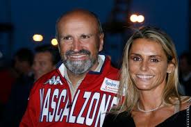 L'aethalia non deve cambiare la nostra toremar ha bisogno del tuo aiuto con la petizione vincenzo onorato: In Comunita Le Figlie Minorenni Del Padrone Della Moby Lines Ci Ha Picchiate Consumatrici It