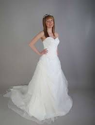 Unsere dienstleistungen im bereich zahnimplantate. Brautmoden Discount Bautzen Brautmode Kleid Hochzeit Braut