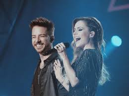 Para os verdadeiros adimiradores de sandy e junior. Sandy E Junior A Historia Estreia Na Tv Globo Series Gshow