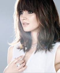 Ecco delle idee di acconciature perfette per chi ha tanti capelli! Capelli Grossi E Folti Come Tagliarli Idee Per Chi Ha Tanti Capelli