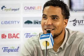 Sale “Pepe" e ingresa Fernando Paniagua