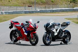 89 43 900237(adesh) cbr head light modifications. Honda Unveils The Race Ready Cbr600rr Motodeal