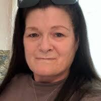 Dawn Earnshaw's Instagram, Twitter & Facebook