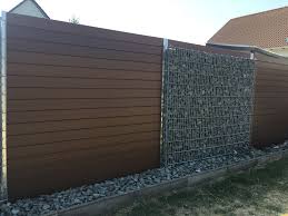 Wpc Gabionen Als Ersatz Fur Eine Vertrocknete Hecke Gabionen Wpc Zaun Hecke