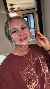 Mallory Pitts's Instagram, Twitter & Facebook