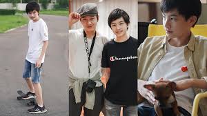 หลังนักแสดงหนุ่มสุดติสต์ โทนี่ รากแก่น ออกมายอมรับว่า ได้จบสถานะคนรักกับอดีตแฟนสาว หลิน มชณต หลังคบหากันมา 5 ปี ซึ่งก็ทำ. à¹€à¸­à¹€à¸­ à¸«à¸¥à¸²à¸™à¸Šà¸²à¸¢ à¹‚à¸—à¸™ à¸£à¸²à¸à¹à¸ à¸™ à¸™ à¸²à¸£ à¸à¸«à¸¥ à¸­à¹ƒà¸ª à¸ªà¹„à¸•à¸¥ à¹‚à¸­à¸›à¸› à¸²