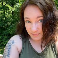 Is there an app or program where you can input your favorite books and get  recommendations for other books you'd likely enjoy?