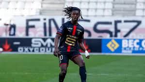 Nov 10, 2002 · eduardo camavinga, 18, from france stade rennais fc, since 2018 central midfield market value: Kamavinga Ob Interese K Nemu Bavarii I Reala Sejchas Ne Vremya Fokusirovatsya Na Etom Fanday