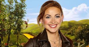 Pin On Billie Piper Charlotte Church 3