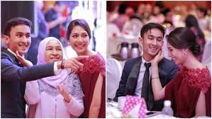 Your sis got bent over push in my 'ood, take anaconda oi, have you seen the state of her body? Ezzrin Loy Kini Sakan Bercinta Dengan Model Foto Mesra Di Majlis Perkahwinan Kakak My Cms