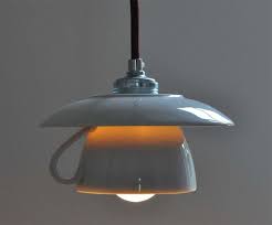 Tassenlampe Mit Bordeauxfarbenem Kabel Lampe Beleuchtung Lampen