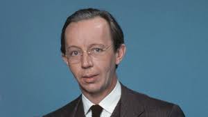 Report: 'Alf' star Max Wright passes away at 75