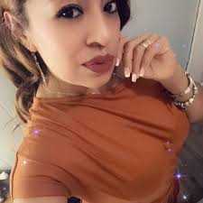 Qué Buena 105.1 FM Chicago