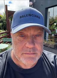 People from Arnprior often meet others from town